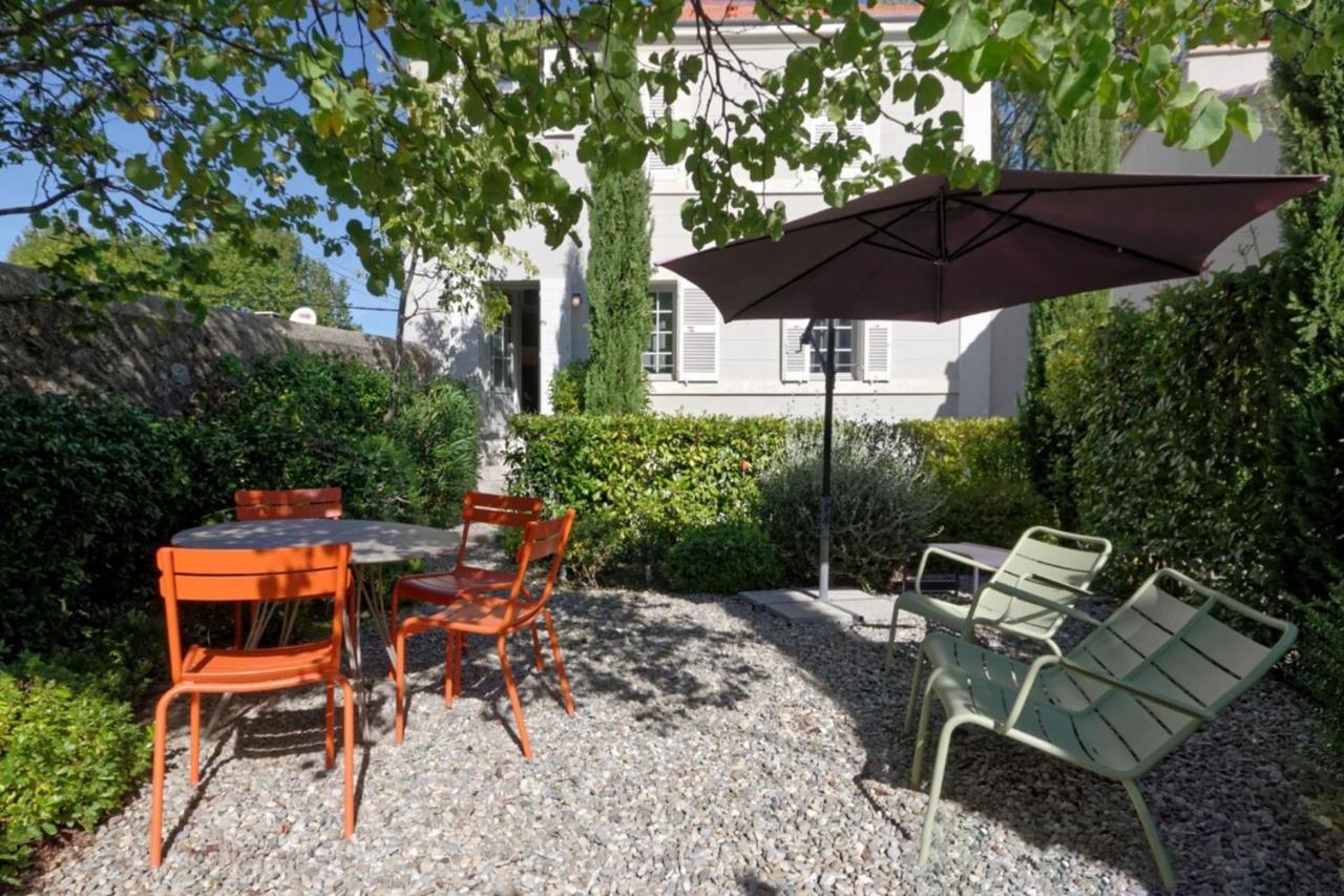 Private Furnished Apartment With All Comfort Has A Garden In A Green Space Meyreuil Bagian luar foto