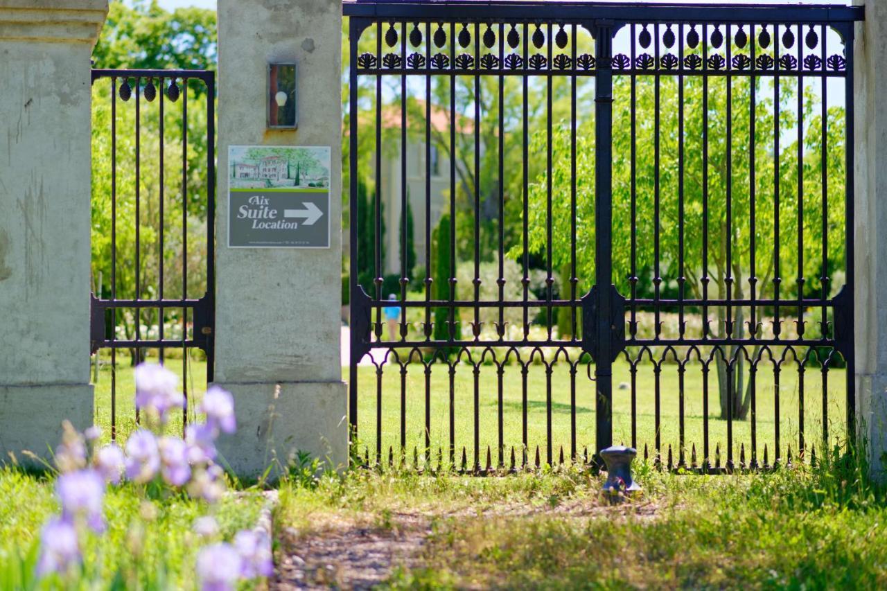 Private Furnished Apartment With All Comfort Has A Garden In A Green Space Meyreuil Bagian luar foto
